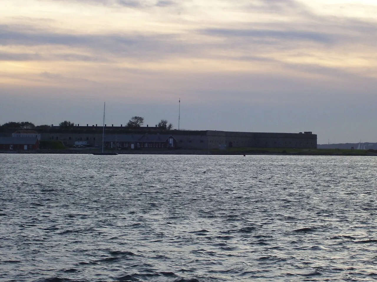 Choppy water in Newport Harbor with the fort on the far shore